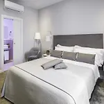 招待所 科隆纳豪华套房旅馆 4*